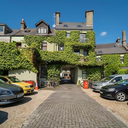 Charming City Centre Guest House Galway Exterior foto