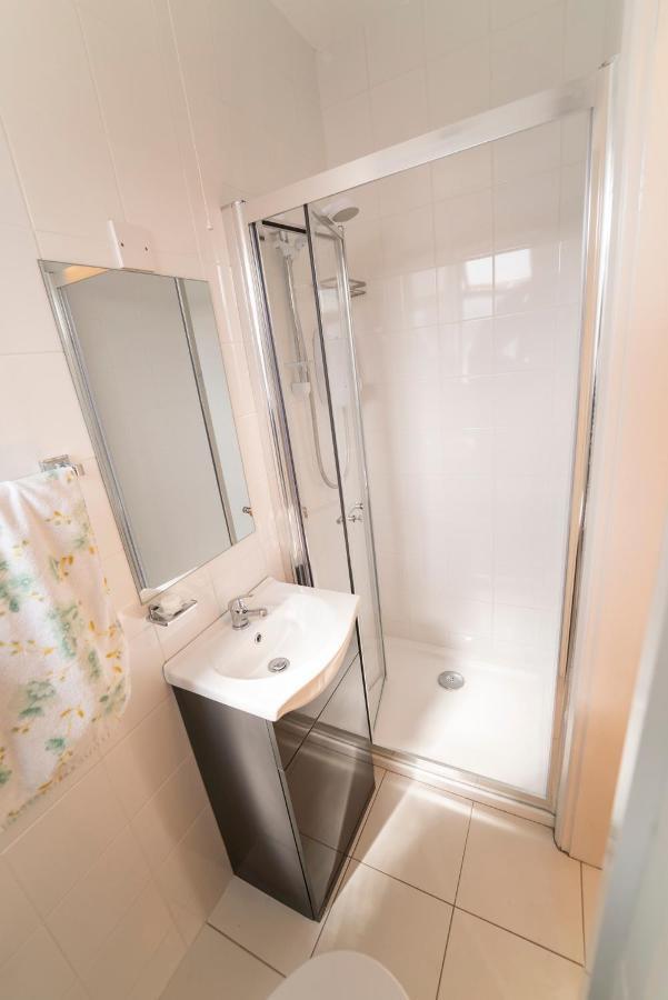 Charming City Centre Guest House Galway Exterior foto